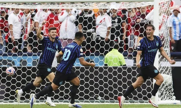 HIGHLIGHTS Inter Milan 2-0 River Plate: Thẻ đỏ oan nghiệt