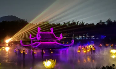 Đại biểu sinh viên lan toả bản sắc văn hóa từ chương trình nghệ thuật Tinh hoa Bắc Bộ