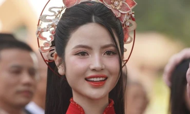 Cận nhan sắc Chu Thanh Huyền trong đám hỏi với Quang Hải 