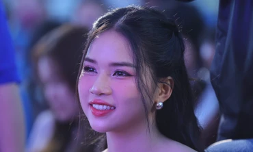 Toàn cảnh Hoa hậu Việt Nam 2024 đến Đại học Đà Nẵng