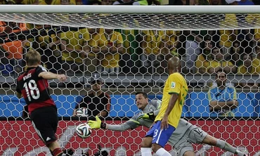 [VIDEO] Brazil – Đức (1-7): Hủy diệt Selecao