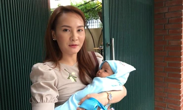 Bé Bon tham gia diễn từ hơn 1 tháng tuổi