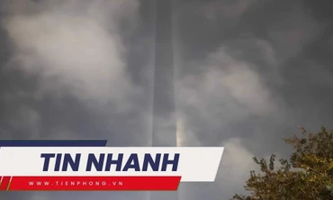 TIN NHANH: 'Cột sáng lạ' giữa đêm Hà Nội; Iran xử lý thế nào khi Tổng thống Raisi gặp chuyện xấu?