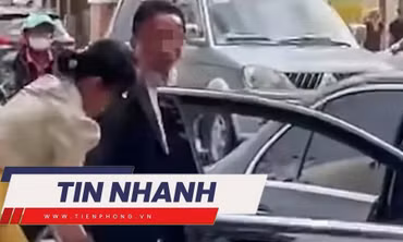 TIN NHANH: Người dọa chém nữ công nhân ngăn bẻ hoa ở công viên là ai?