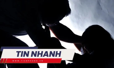 TIN NHANH: Kiểm tra căn nhà hoang, phát hiện hài cốt người trong tủ lạnh