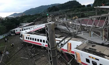 Toàn cảnh thảm kịch đường sắt ở Đài Loan, gần 200 người thương vong