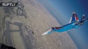 Xem màn nhào lộn đỉnh cao của phi đội Hiệp sĩ Nga trên tiêm kích Su-30