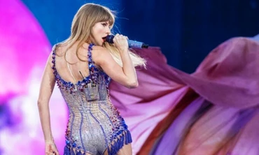 Fan Taylor Swift giận dữ vì có vé chưa chắc đã được vào xem "The Eras Tour"