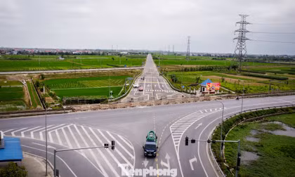 Tuyến đường hơn 560 tỷ đồng vẫn 'chia cắt' sau 1 năm khánh thành