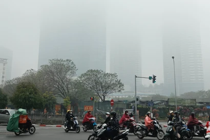Không khí Hà Nội rất xấu, khuyến cáo người dân hạn chế ở ngoài trời