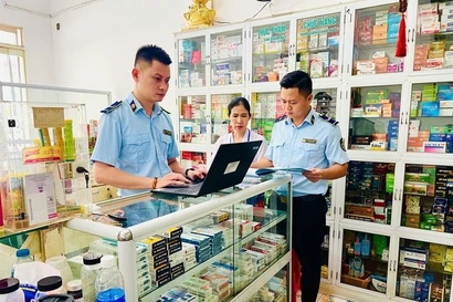 Siết chặt quản lí dược, tỉ lệ thuốc giả năm 2025 giảm 
