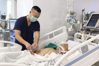 Bé trai 15 tuổi hôn mê vì đuối nước được cứu sống nhờ kịp 'thời gian vàng'