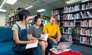 Tri thức vượt biên giới và khuôn mẫu: Giáo dục của tương lai