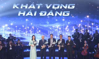 Khát vọng Hải đăng: Tôn vinh những con người thắp sáng tương lai bằng trí tuệ và lòng kiên định