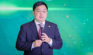 Ông Hoàng Nam Tiến đột ngột qua đời do đột quỵ