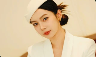 Nữ sinh Báo chí chinh phục học bổng Đại học Bath nhờ đam mê thời trang