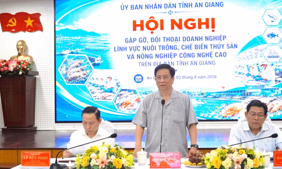 Đối thoại với doanh nghiệp, Chủ tịch An Giang yêu cầu gì với giám đốc sở ngành? 