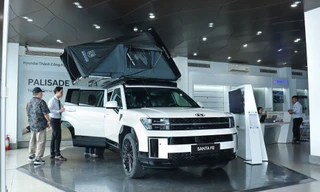 Cuộc đua giảm giá ô tô về cuối năm càng nóng