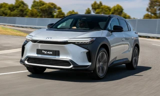 Kế hoạch xe điện của Toyota bị ảnh hưởng