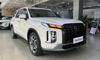 Loạt xe 7 chỗ đua giảm giá mùa thấp điểm