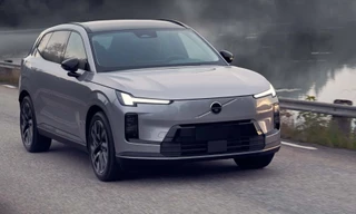 SUV hybrid tầm xa của Volvo lộ diện