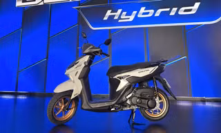 Thêm lựa chọn xe máy hybrid cho khách Việt, giá từ 30 triệu