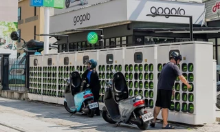 Những giải pháp cho bài toán sạc xe máy điện