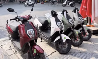 Xe máy điện đầu tiên của Honda tại Việt Nam giảm giá