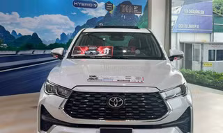 Mẫu xe hybrid bán chạy nhất Việt Nam được giảm giá