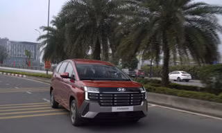 Hyundai Stargazer bản mới lộ ảnh lăn bánh ở Việt Nam