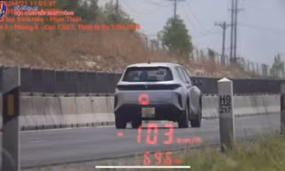 Ô tô bị phạt hơn 118 triệu đồng vì chạy quá tốc độ, tài xế không có GPLX