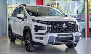 Cuộc đua giảm giá ô tô tiếp tục nóng sau tháng Ngâu