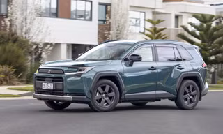 SUV hybrid mới của Toyota đang gây sốt, có về Việt Nam?