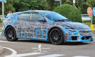 Ferrari công bố thông tin về siêu xe điện đầu tiên