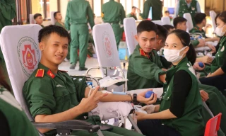 Tuổi trẻ Học viện Kỹ thuật Quân sự : Tự hào khoác áo lính, sẵn sàng sẻ chia 'giọt hồng'