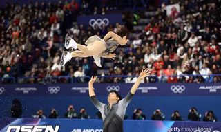 Từ công việc bán thời gian tại một sân trượt băng cho đến chiếc Huy chương Vàng Thế vận hội Milan-Cortina