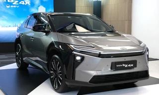 SUV điện của Toyota hút khách tại Thái Lan, chờ ngày về Việt Nam