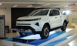 Ảnh thực tế bán tải điện đầu tiên của Toyota