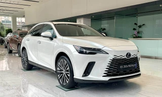 Nhiều xe Lexus hybrid được giảm giá