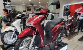 Bao giờ Honda khai tử xe máy chạy xăng?