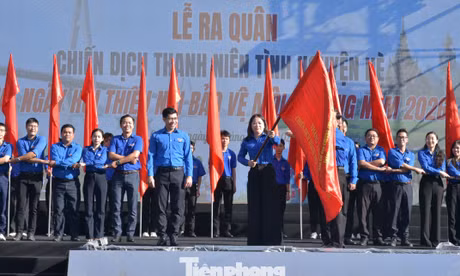 Hơn 10 tỉ đồng hỗ trợ an sinh ngày ra quân tình nguyện hè tại Cần Thơ