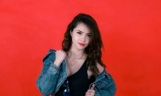 Mê đắm vẻ nóng bỏng của cựu VĐV wushu theo nghề DJ