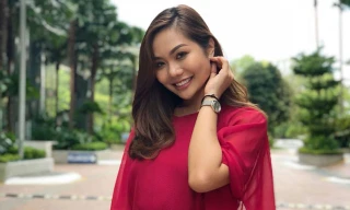 Đã mắt ngắm cô bạn gái nổi tiếng của tuyển thủ Malaysia