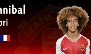 M.U mua thành công 'thần đồng' bóng đá Pháp