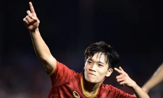 VIDEO: Hoàng Đức nã 'đại bác', U22 Việt Nam thắng ngược Indonesia