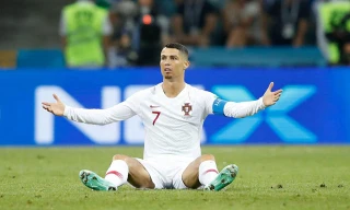 Ronaldo nối dài chuỗi trận ‘tịt ngòi’, Uruguay tái hiện kỳ tích 88 năm