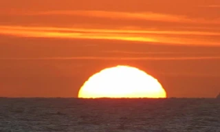 2 ngày duy nhất trong năm Mặt Trời mọc ở đúng hướng đông