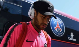 Neymar bị phạt vì coi thường lãnh đạo PSG