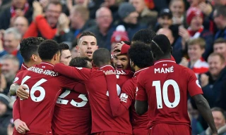 VIDEO: Đại thắng Newcastle, Liverpool cho Man City ‘hít khói’
