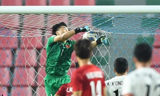 VIDEO: U23 Việt Nam bị gỡ hòa bởi sai lầm của Bùi Tiến Dũng